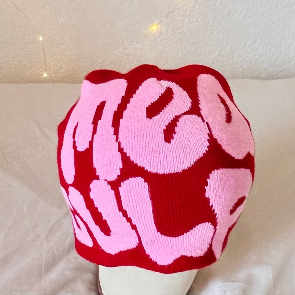 Graphic MEA Beanie Y2k Women, Ideal Gift
Winter Culpa Beanie